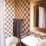 Le 33 Отель типа 