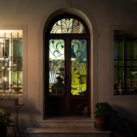 Le 33 Bed and Breakfast 3*