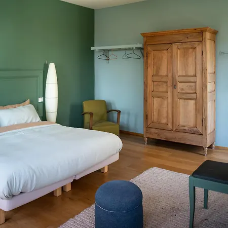 Le 33 Bed & Breakfast