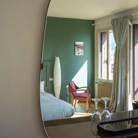 Le 33 Couette-café 3*