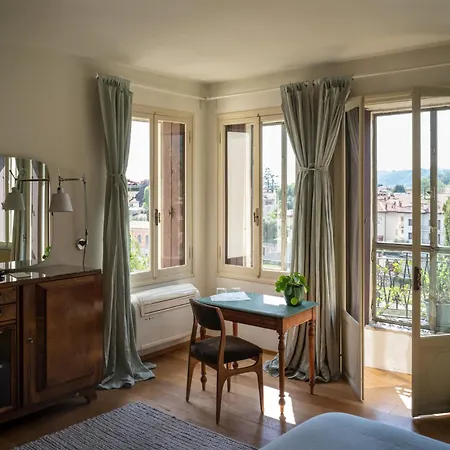 Le 33 Bed & Breakfast