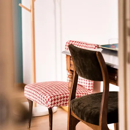 Le 33 Bed and Breakfast