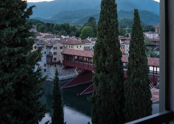 Le 33 3* Bassano del Grappa