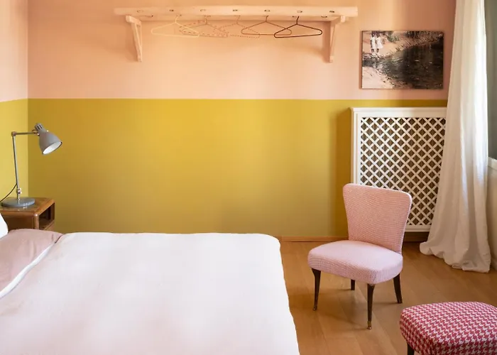 Nocleg ze śniadaniem Le 33 3*