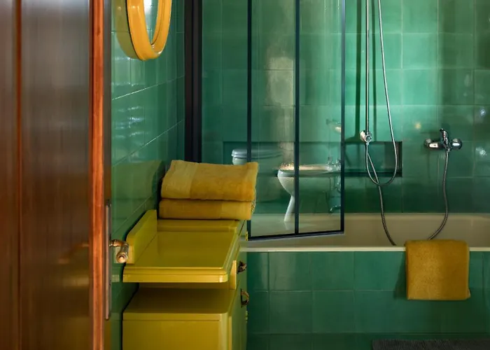 Nocleg ze śniadaniem Le 33 3*