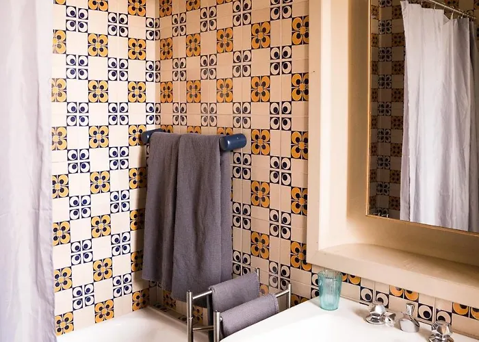 Le 33 Oda ve Kahvaltı